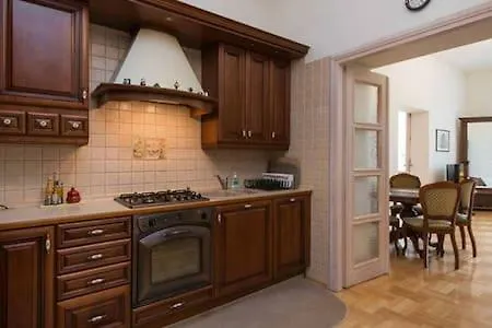 شقة Beautiful And Spacious - Middle Of Jewish Quarter